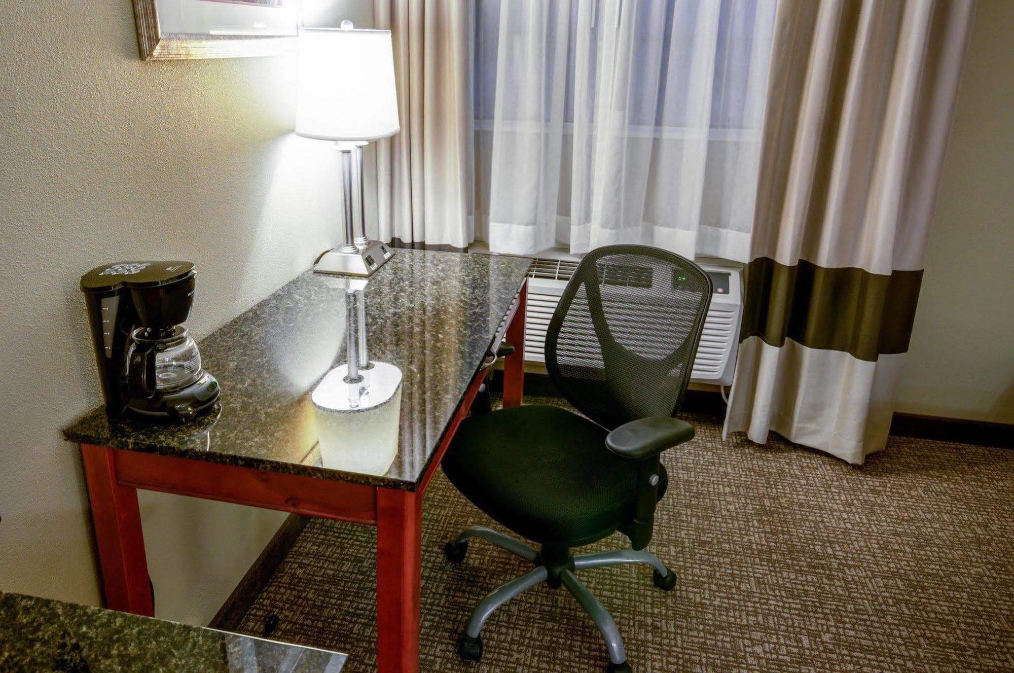 Holiday Inn Express Greencastle, An Ihg Hotel Εξωτερικό φωτογραφία